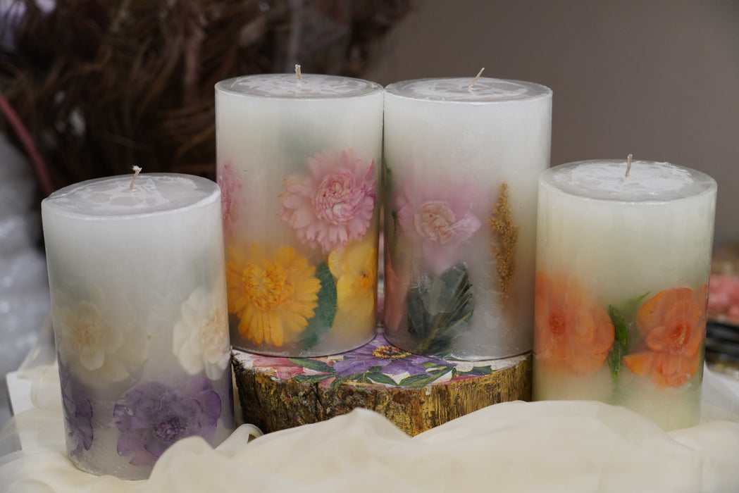 DRIED FLOWER BOTANICAL PILLAR CANDLES