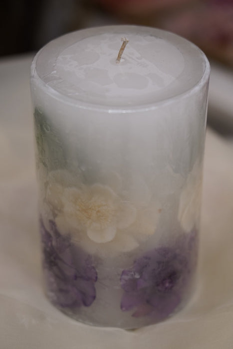 DRIED FLOWER BOTANICAL PILLAR CANDLES