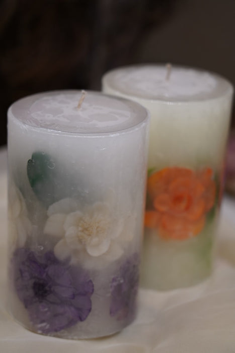 DRIED FLOWER BOTANICAL PILLAR CANDLES