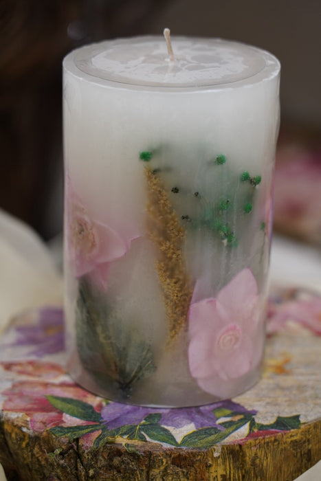 DRIED FLOWER BOTANICAL PILLAR CANDLES